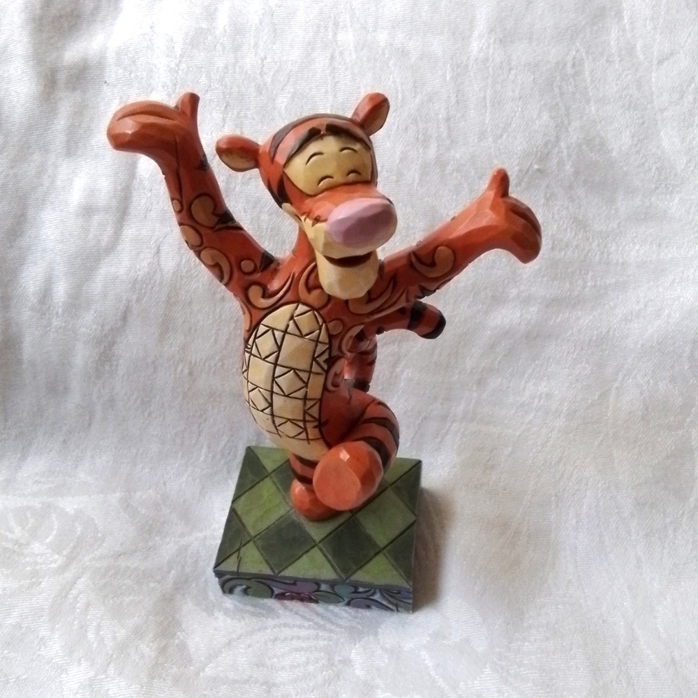 Jim Shore Disney Traditions Tiggerific Figurine, 4.5"